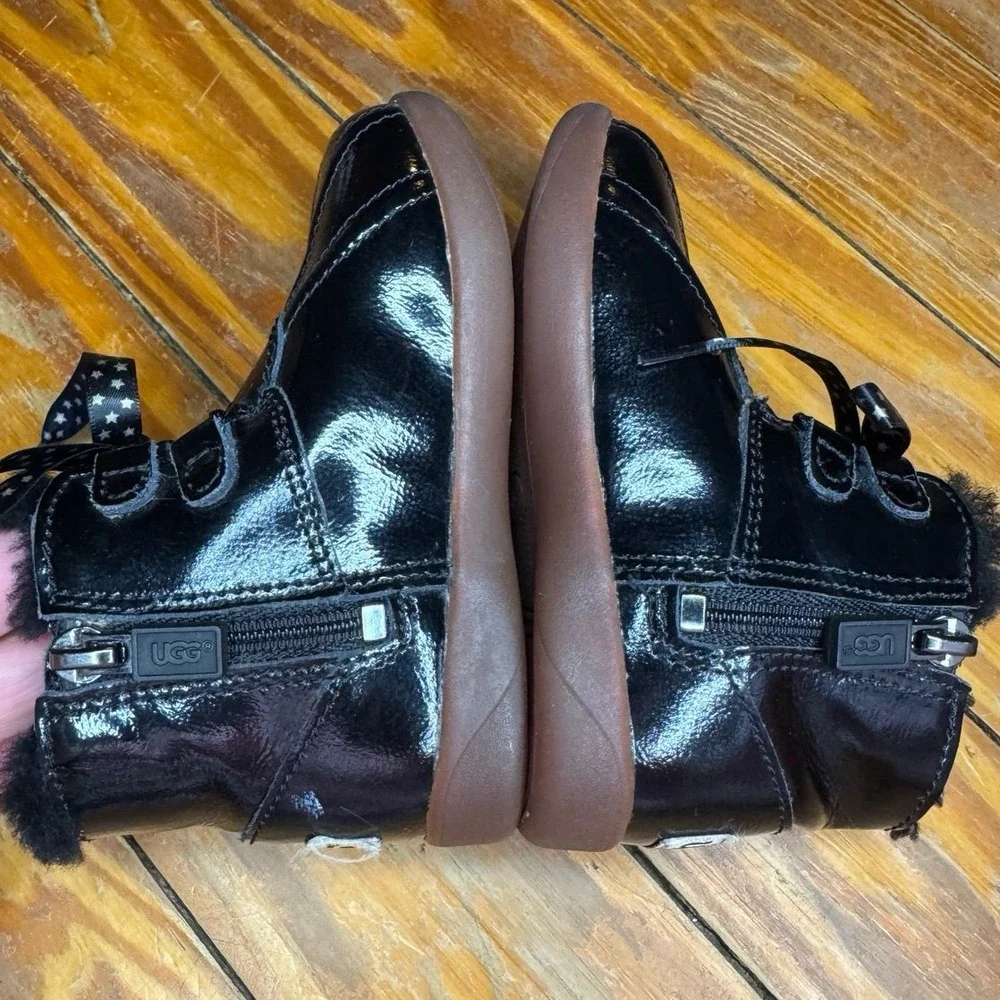 Ugg Payten‎ Stars Boots Size 7